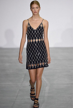 Load image into Gallery viewer, Vestido Runway Obsession