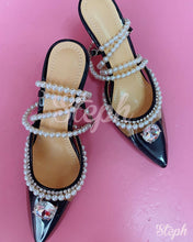 Load image into Gallery viewer, Black Mach Diamond heels
